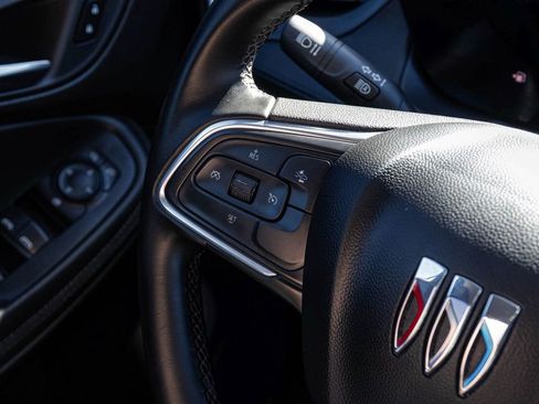 Used 2024 Buick Encore GX Sport Touring image 22