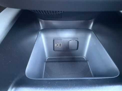 New 2026 Ford Explorer Active AWD/4WD image 18