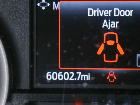 Used 2022 Ford F250 XLT w/ XLT Value Package AWD/4WD image 16