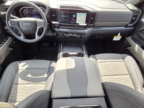 New 2026 Chevrolet Silverado 2500 ZR2 AWD/4WD image 7