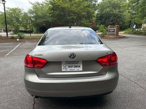 Used 2014 Volkswagen Passat 1.8T Wolfsburg Edition FWD image 8