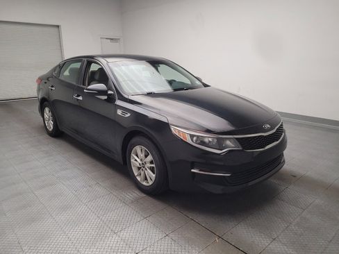Used 2017 Kia Optima LX FWD image 13
