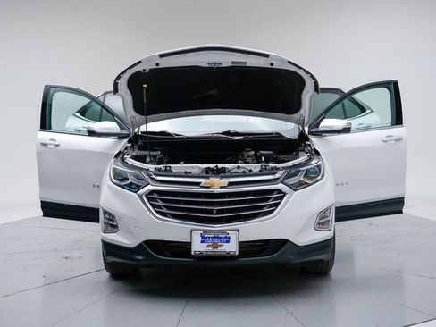 Used 2019 Chevrolet Equinox Premier image 16