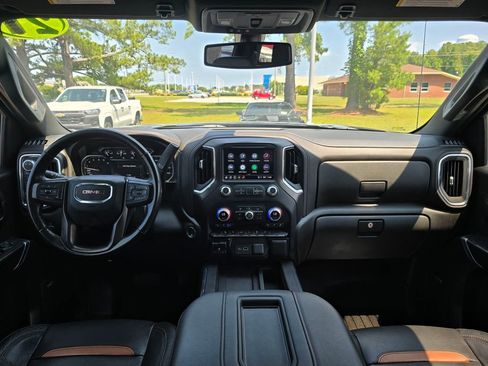 Certified 2021 GMC Sierra 1500 AT4 w/ AT4 Preferred Package AWD/4WD image 12