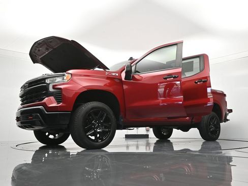 Used 2022 Chevrolet Silverado 1500 LT Trail Boss w/ LT Trail Boss Premium Package AWD/4WD image 50