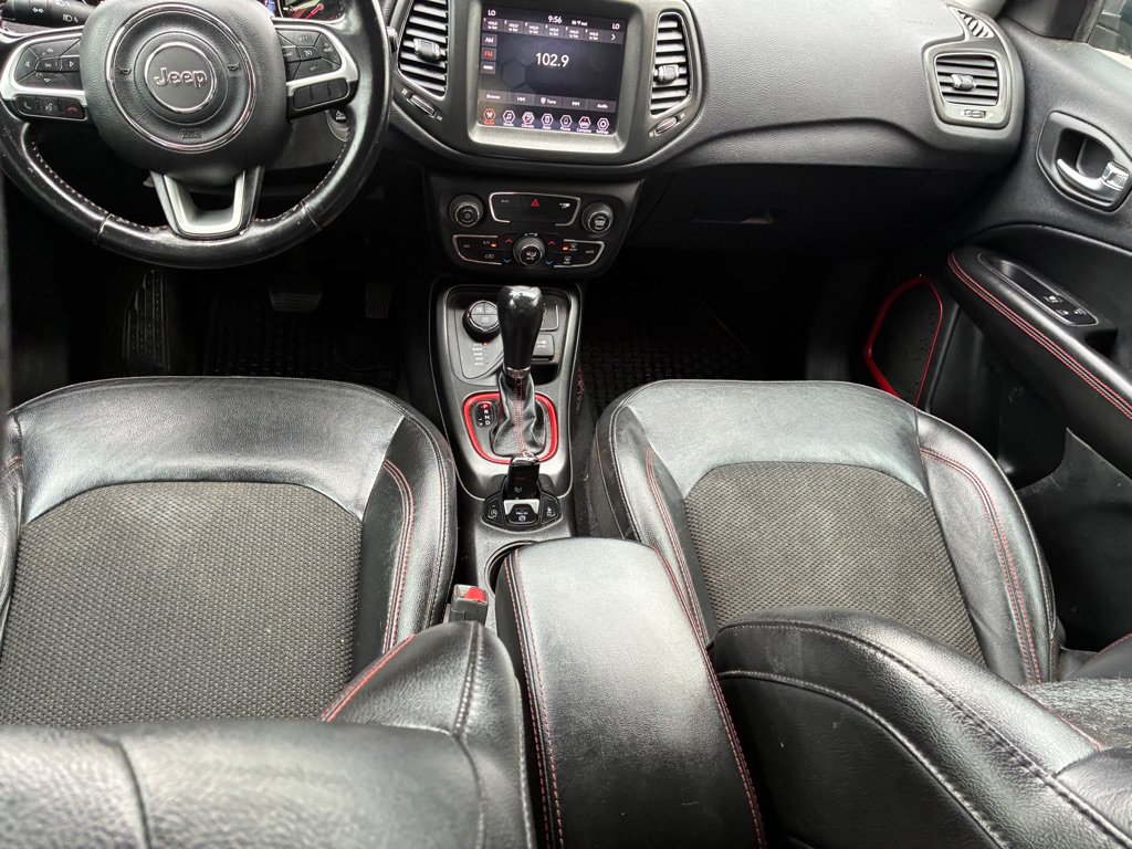 Used 2020 Jeep Compass Trailhawk AWD/4WD image 18