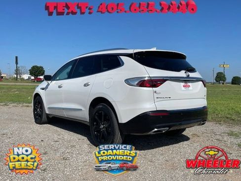 Used 2023 Buick Enclave Essence w/ Experience Buick Package FWD image 6