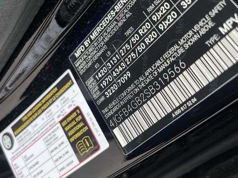 Certified 2025 Mercedes-Benz GLE 450e 4MATIC image 47