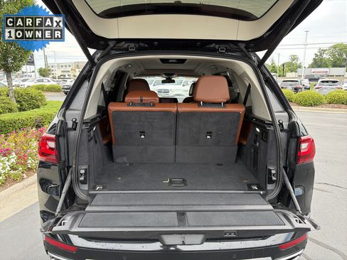 Used 2020 BMW X7 xDrive40i w/ Premium Package AWD/4WD image 34