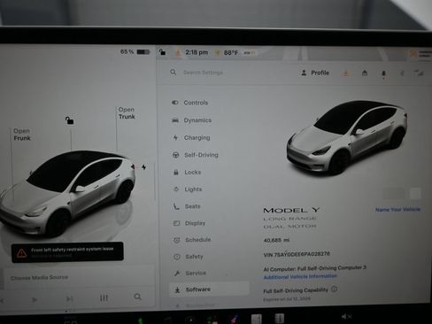Used 2023 Tesla Model Y Long Range AWD/4WD image 14