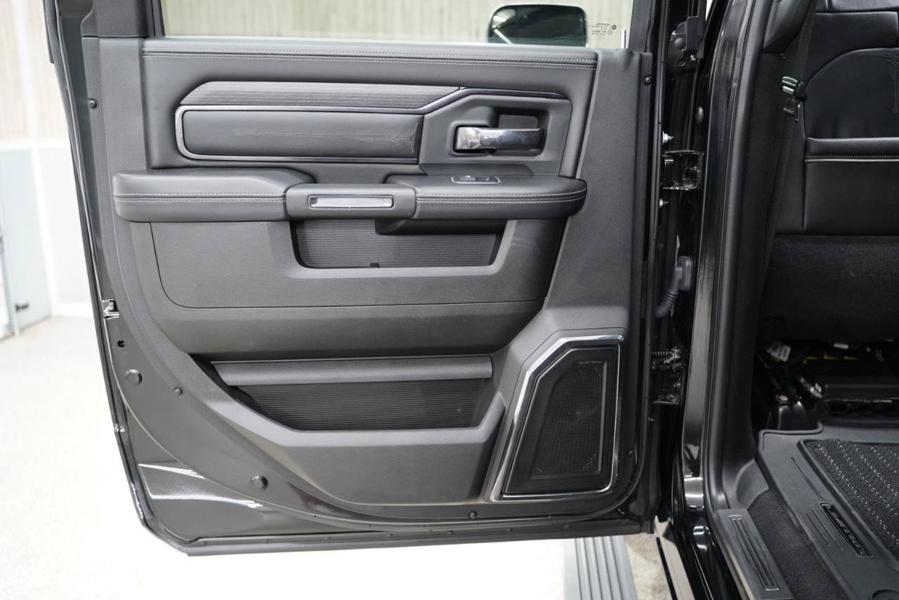 Used 2022 RAM 2500 Limited AWD/4WD image 37