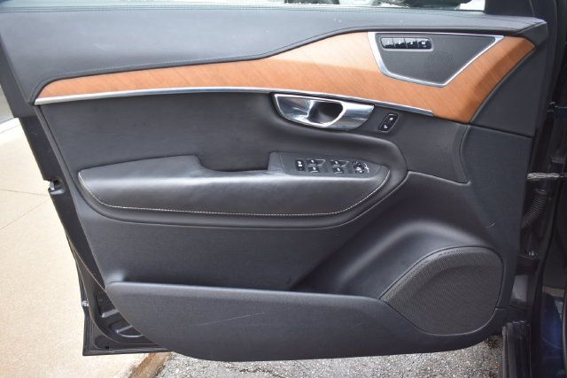 Used 2016 Volvo XC90 T6 Inscription AWD/4WD image 19