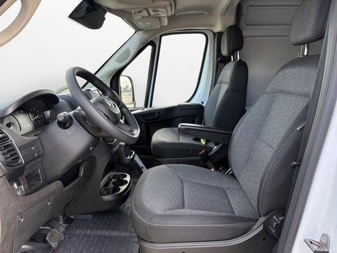 Used 2024 RAM ProMaster 2500 w/ Storage Group image 13