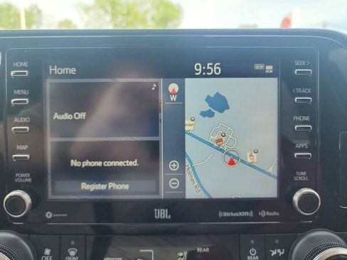 Used 2022 Toyota Highlander XSE AWD/4WD image 17