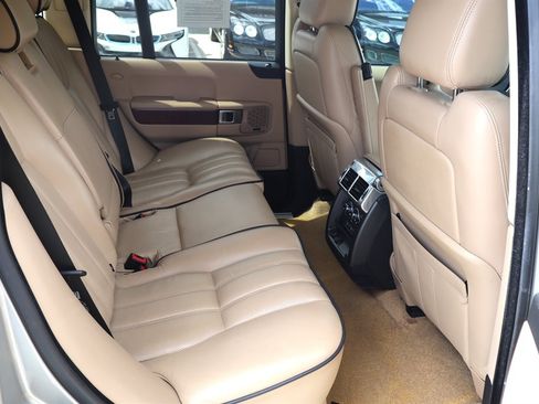 Used 2011 Land Rover Range Rover HSE LUX AWD/4WD image 21