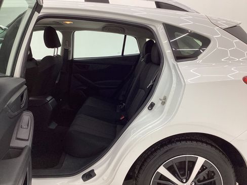 Used 2020 Subaru Impreza 2.0i Premium image 20