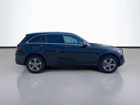 Used 2022 Mercedes-Benz GLC 300 4MATIC w/ Premium Package Lite image 2