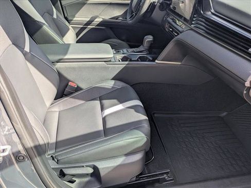 Used 2025 Toyota Camry SE FWD image 21