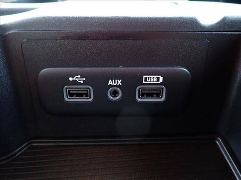 Used 2024 RAM 1500 Warlock AWD/4WD image 16