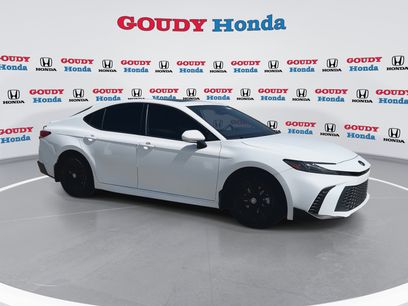 Used 2025 Toyota Camry SE w/ Multimedia Upgrade Package