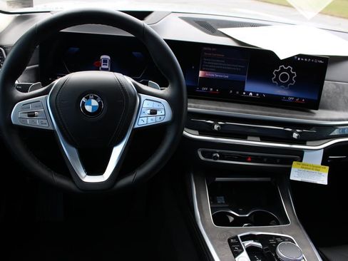 New 2026 BMW X7 xDrive40i image 10