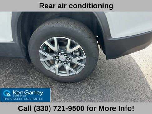 Used 2023 GMC Acadia SLT w/ Preferred Package AWD/4WD image 22