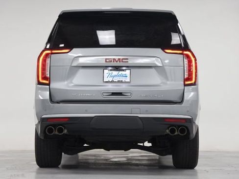Used 2023 GMC Yukon Denali AWD/4WD image 13
