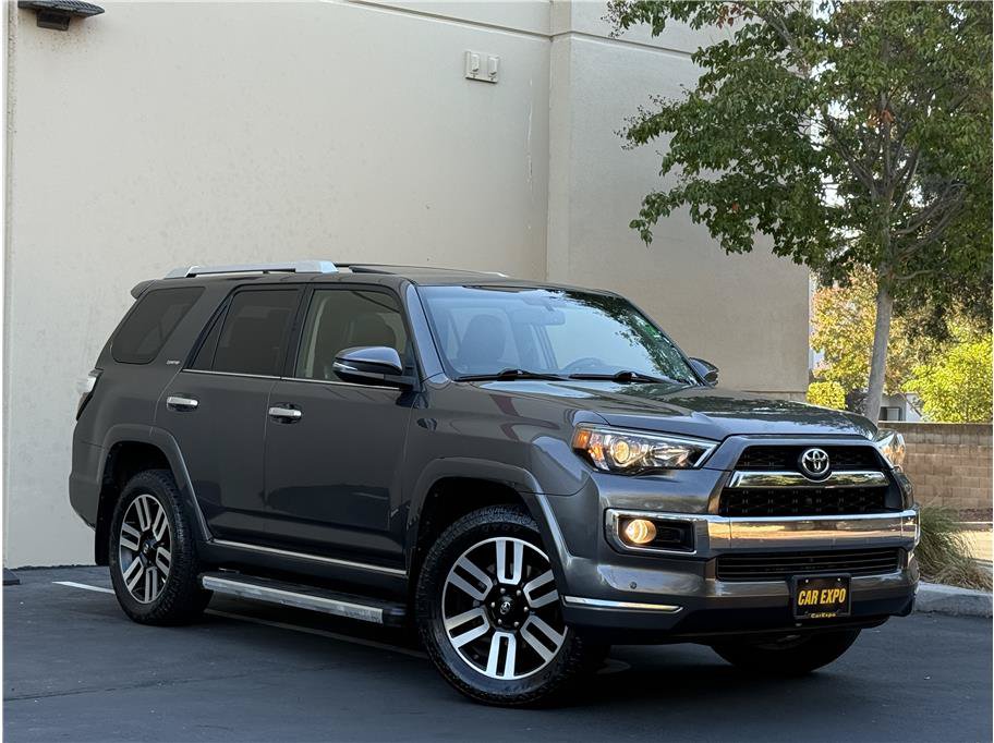 Used 2014 Toyota 4Runner Limited AWD/4WD image 30