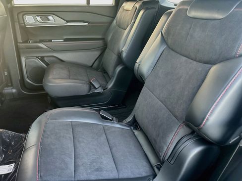 New 2026 Ford Explorer ST RWD image 17