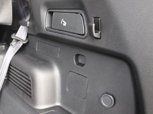 New 2026 Mitsubishi Outlander SEL image 33