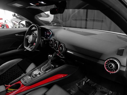 Used 2019 Audi TT RS w/ Technology Package image 21