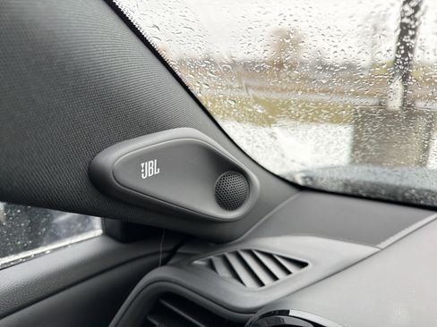 New 2025 Toyota Crown Signia image 18