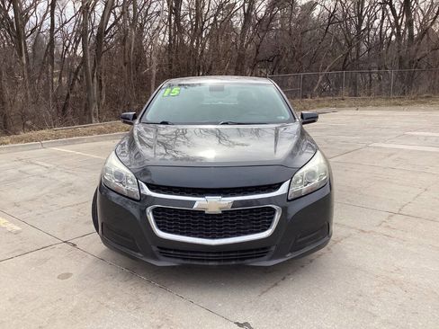 Used 2015 Chevrolet Malibu LT w/ Power Convenience Package image 3