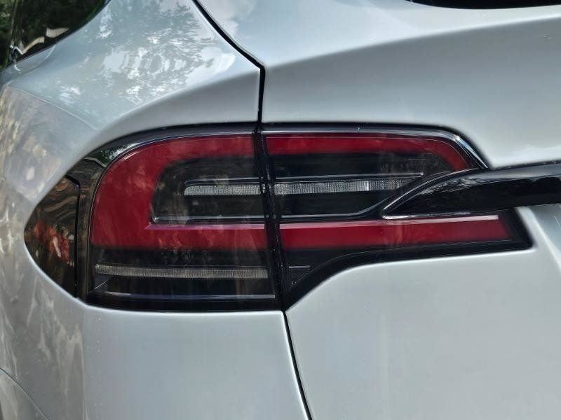 Used 2023 Tesla Model X AWD/4WD image 28