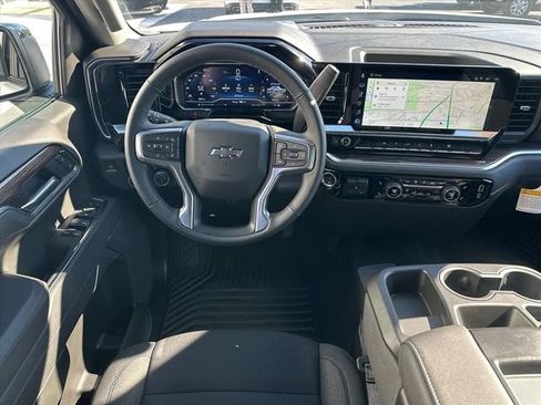 Used 2025 Chevrolet Silverado 1500 RST image 11