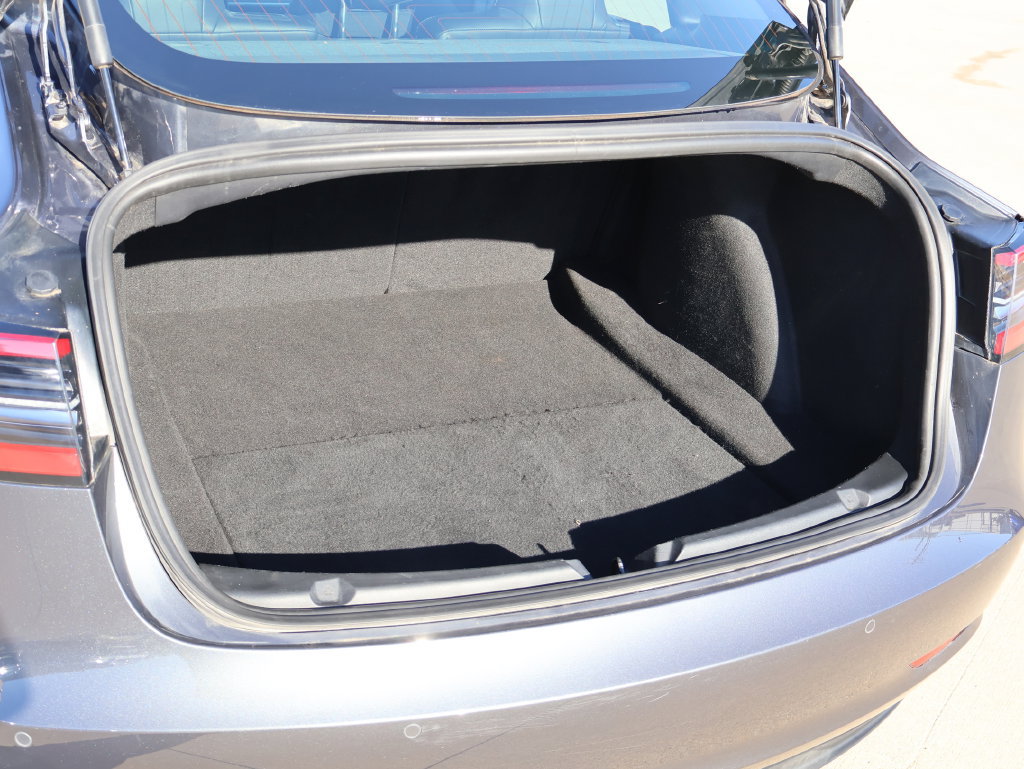 Used 2018 Tesla Model 3 RWD image 17