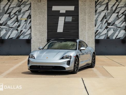 Used 2023 Porsche Taycan GTS w/ Premium Package (P6U) AWD/4WD image 5