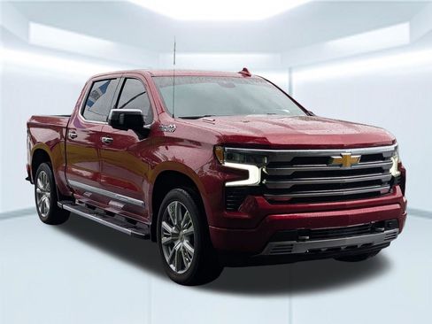 Used 2023 Chevrolet Silverado 1500 High Country w/ High Country Premium Package AWD/4WD image 8