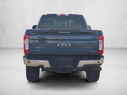 Used 2019 Ford F250 Lariat AWD/4WD image 6