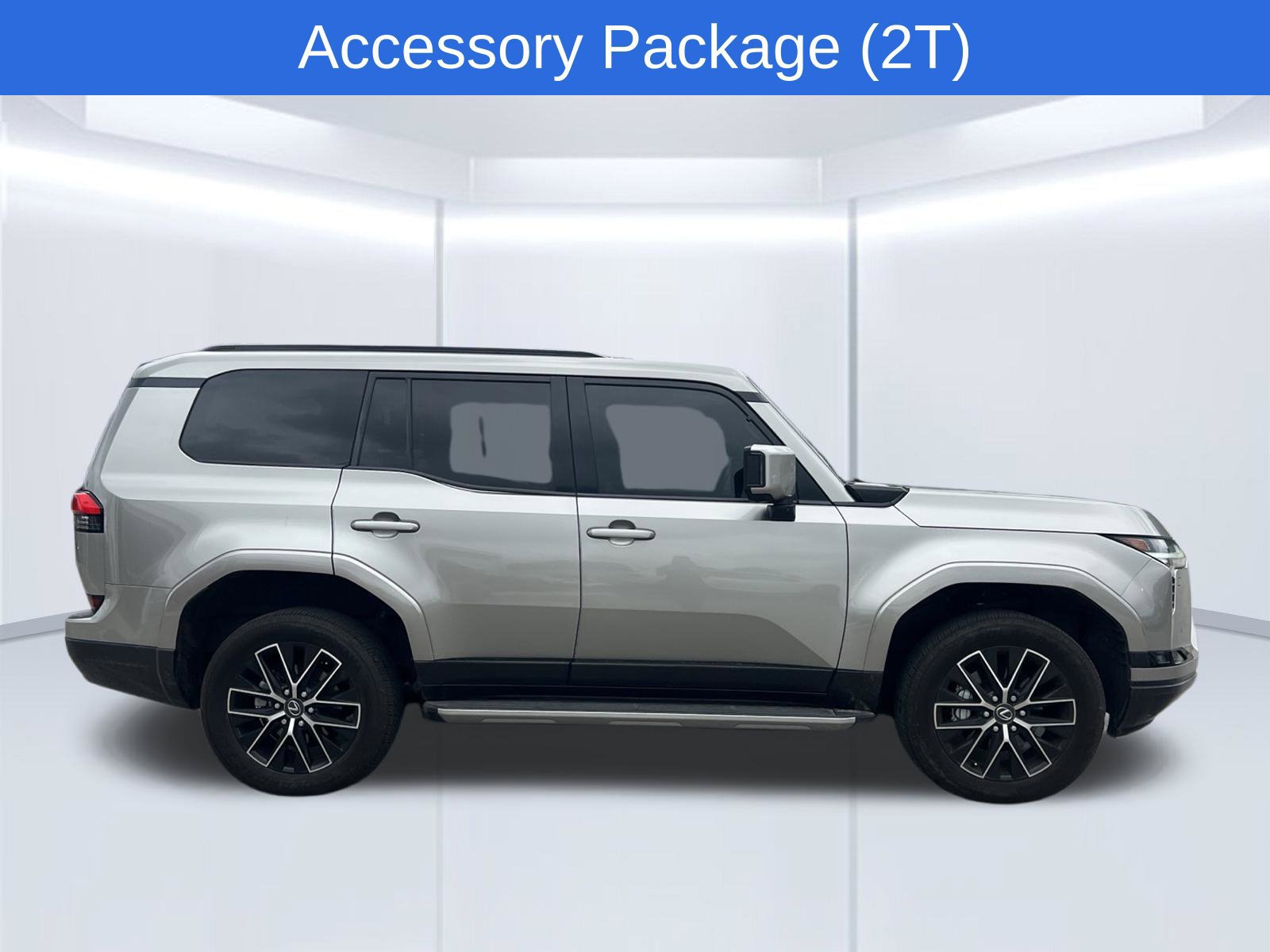 Used 2025 Lexus GX 550 w/ Accessory Package (2T) AWD/4WD image 4