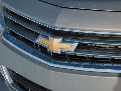 Used 2019 Chevrolet Impala LT image 4
