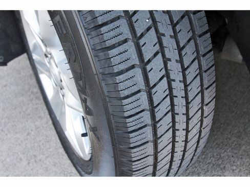 Used 2020 Chevrolet Blazer LT image 31