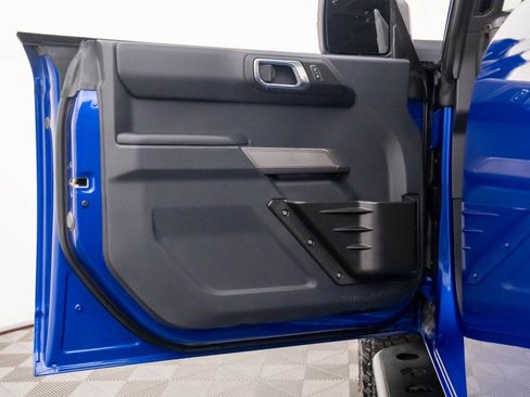 Used 2021 Ford Bronco First Edition image 13