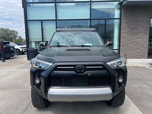 Used 2024 Toyota 4Runner TRD Off-Road Premium AWD/4WD image 2