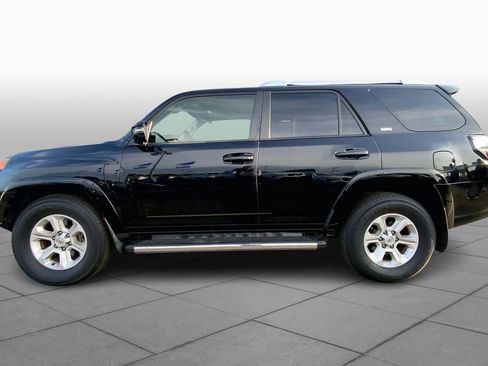 Used 2014 Toyota 4Runner SR5 Premium image 32