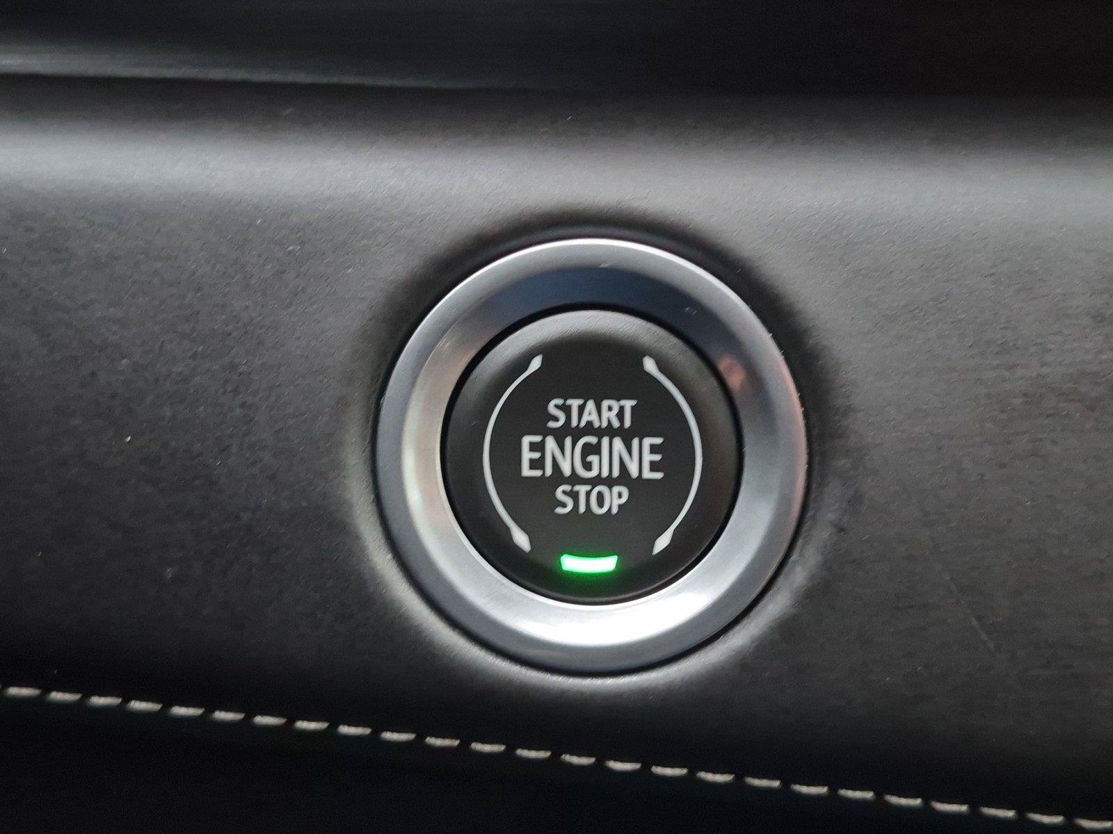 Used 2022 Cadillac Escalade Sport Platinum w/ Heavy-Duty Trailer Package AWD/4WD image 23
