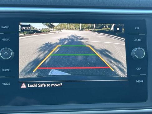 Used 2021 Volkswagen Atlas SE image 17