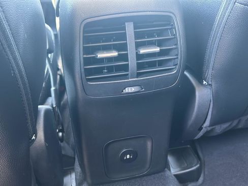 Used 2023 Ford Escape SE w/ PHEV Premium Package FWD image 21