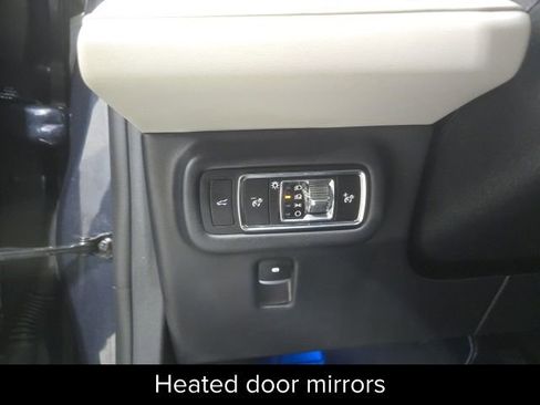 Certified 2024 Lincoln Nautilus Premier w/ Equipment Group 102A image 24