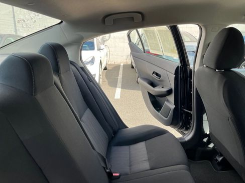 Used 2025 Nissan Sentra SV image 36